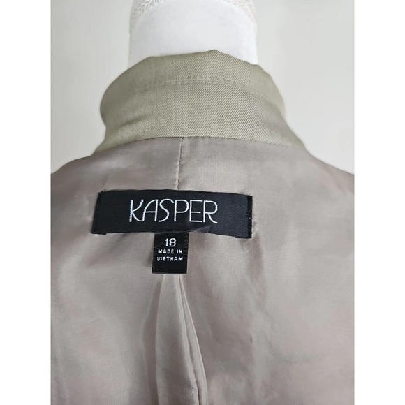 Kasper ~Woman Size 18~ Gray/Khaki Blazer Suit Jacket Business Office Wear. - Picture 2 of 12
